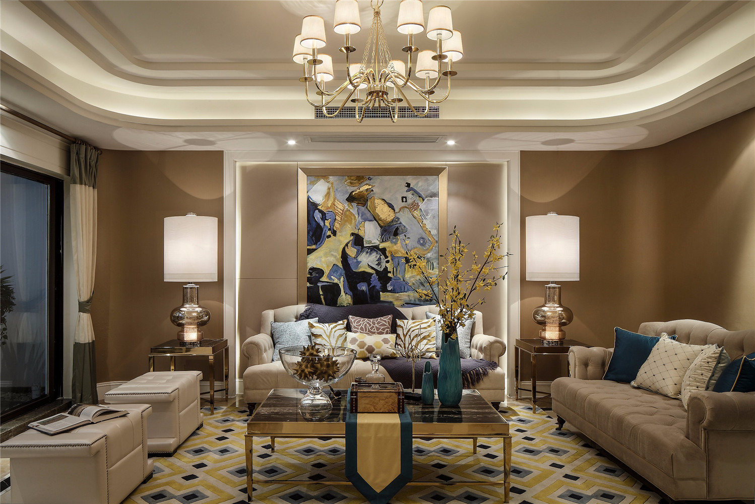 古典家居 客厅图片来自张勇高级室内设计师在金地中央世家新古典设计