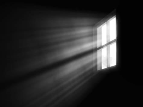 再小的屋子推开窗户也能照进一束光