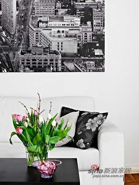 欧式 复式 客厅图片来自用户2746889121在109平明亮清新复式公寓38的分享