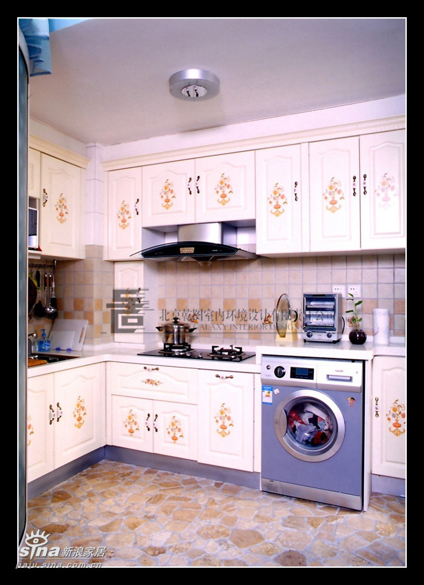 欧式 一居 厨房图片来自用户2772873991在异国风情27的分享
