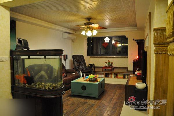 中式 三居 客厅图片来自用户1907658205在135平东南亚与中国风奇妙混搭99的分享
