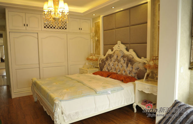 欧式 三居 卧室图片来自朗润装饰工程有限公司在夫妻146平欧式风格3居的分享
