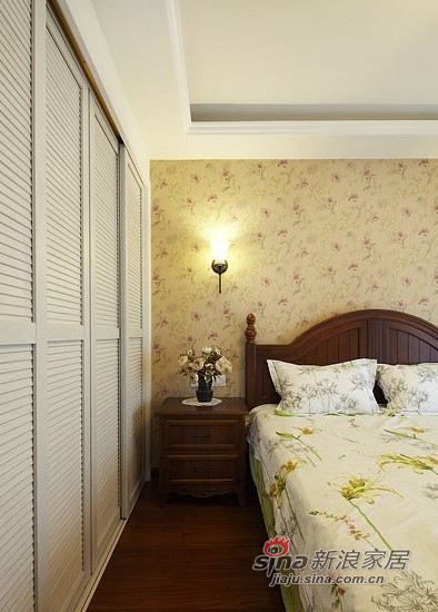 美式 四居 卧室图片来自用户1907686233在半包7万2装128平美式四居18的分享