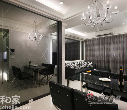 简约 一居 客厅图片来自用户2737786973在个性时尚黑白设计35的分享