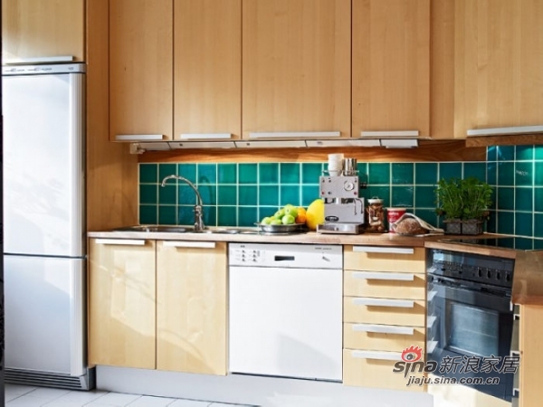 简约 一居 厨房图片来自用户2738829145在精致简洁小户型：66平米白色公寓48的分享