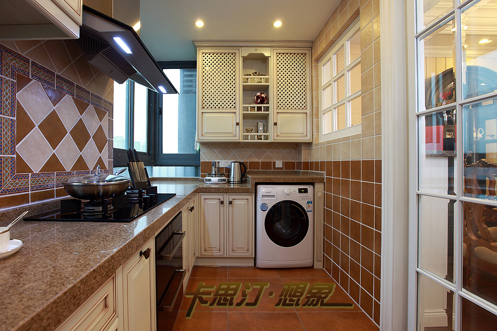 美式 二居 厨房图片来自上海映象设计-无锡站在【高清】半包12万装102平咖色美式卡思汀想象80的分享