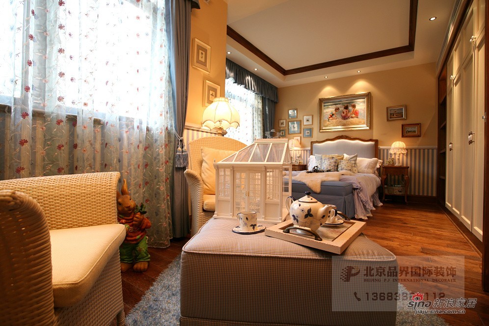 美式 三居 卧室图片来自用户1907685403在【高清】300平康城联排别墅81的分享