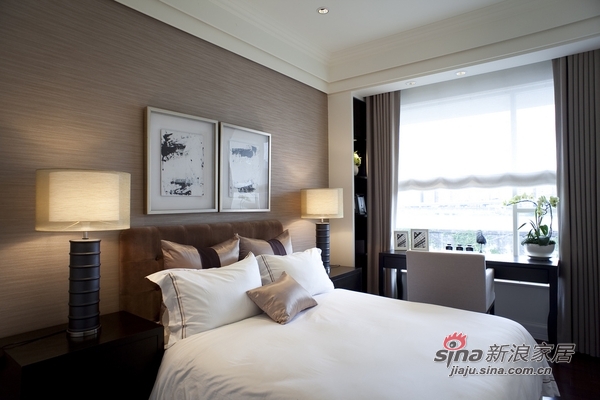 欧式 三居 卧室图片来自用户2772856065在珠江帝景58的分享