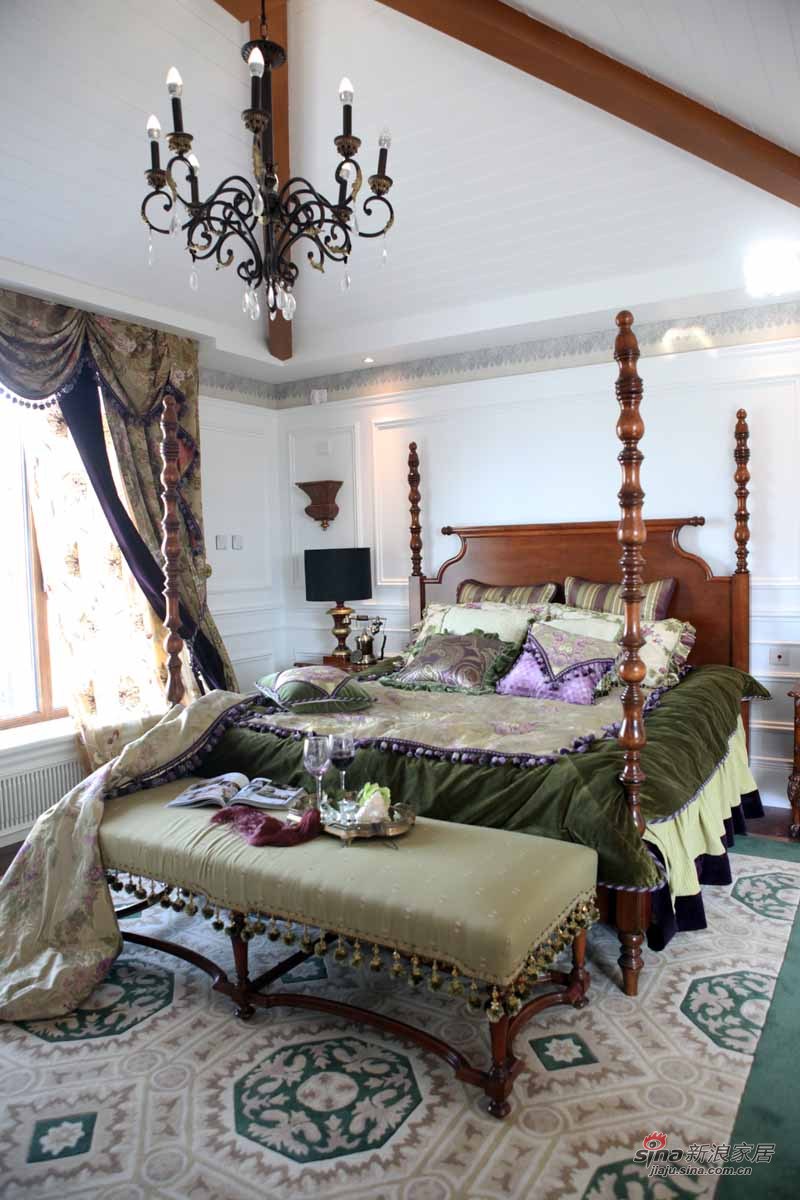 美式 别墅 卧室图片来自用户1907685403在【多图】美式别墅－内敛的奢华45的分享