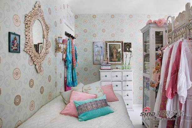 简约 二居 卧室图片来自用户2738093703在Elina的家——宝蓝色的清新74的分享
