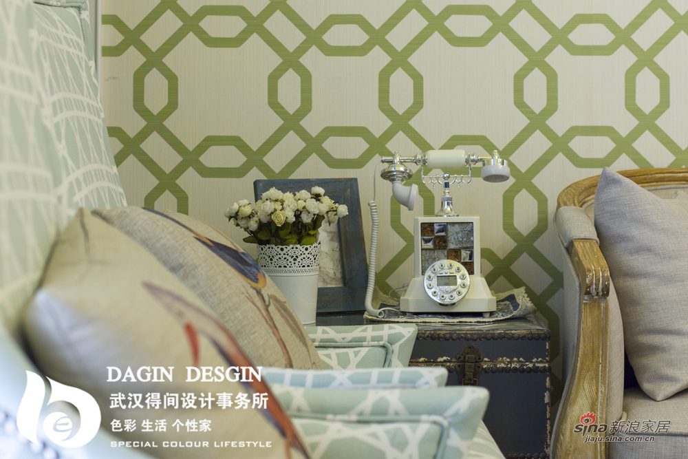 混搭 四居 客厅图片来自武汉得间设计事务所在【高清】雅趣165平马里奥的梦幻家28的分享