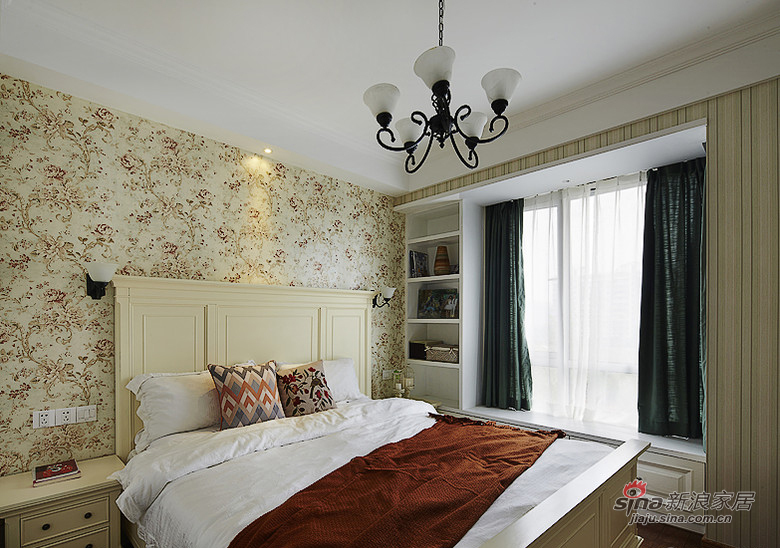 美式 二居 卧室图片来自用户1907685403在【高清】小两口86平美式休闲两居室58的分享