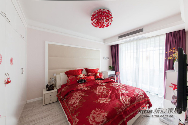 简约 三居 卧室图片来自佰辰生活装饰在15万打造90平红色温馨婚房66的分享