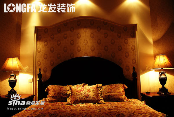 欧式 三居 卧室图片来自用户2746953981在东尚样板间实景70的分享