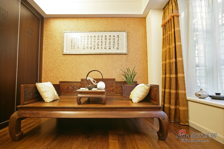 中式 三居 客厅图片来自装修微日记在【高清】178平中式古典主义大气3居46的分享