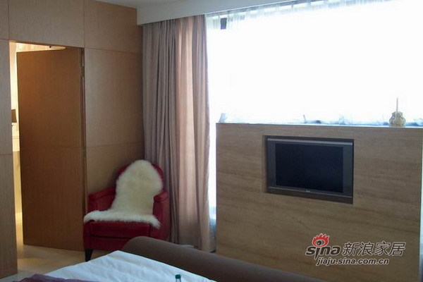 简约 三居 卧室图片来自用户2557010253在望京大西洋新城165平米三居室实景爱家37的分享