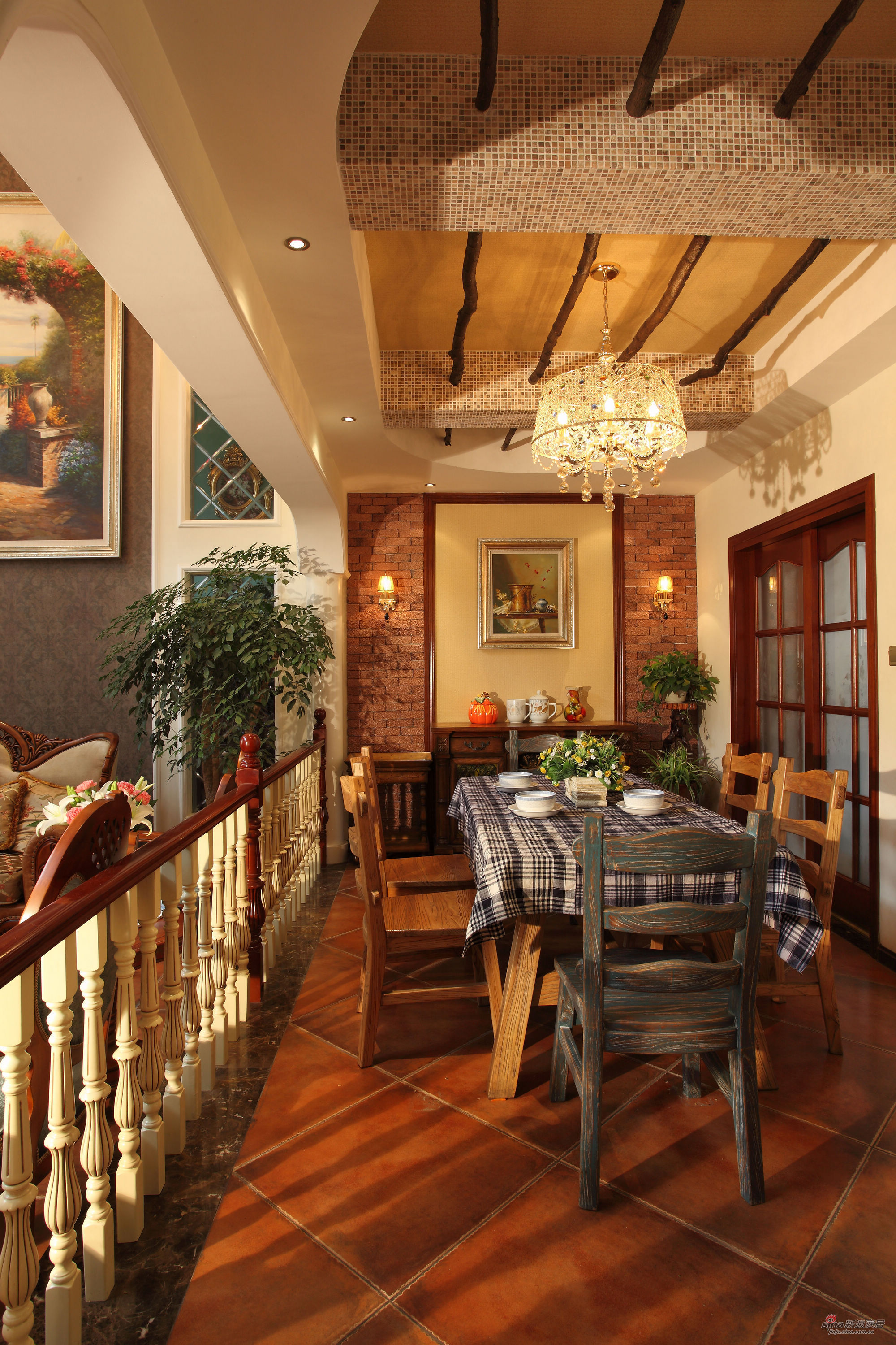 美式 别墅 餐厅图片来自用户1907686233在【高清】四口之家330平别墅美式休闲风格46的分享