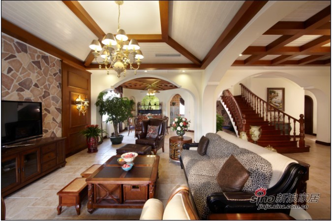 美式 别墅 客厅图片来自用户1907686233在实景600平美式乡村别墅设计49的分享