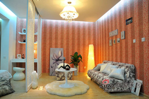 欧式 公寓 客厅图片来自用户2746953981在43平神奇欧式豪宅56的分享
