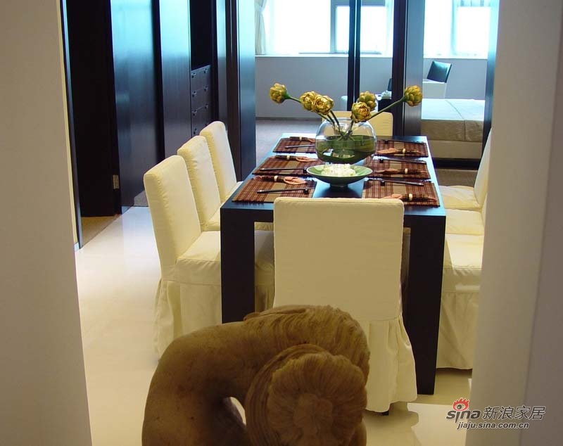 中式 四居 餐厅图片来自用户1907696363在郑州新芒果和郡165平现代中式风格装修设计！94的分享