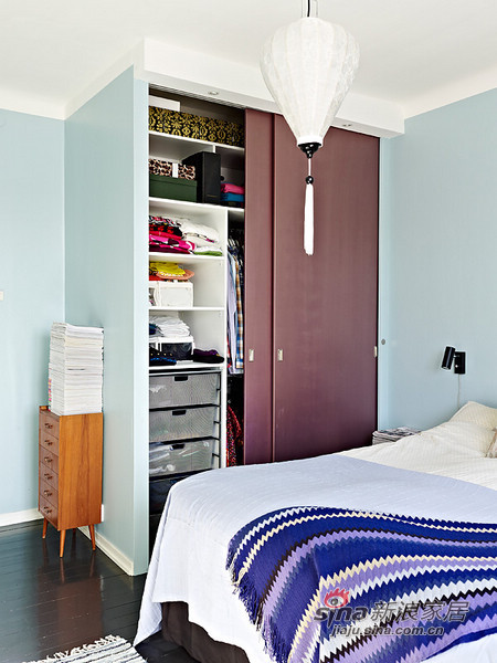 简约 二居 卧室图片来自用户2738813661在整洁如新 69平米的白木森林公寓79的分享
