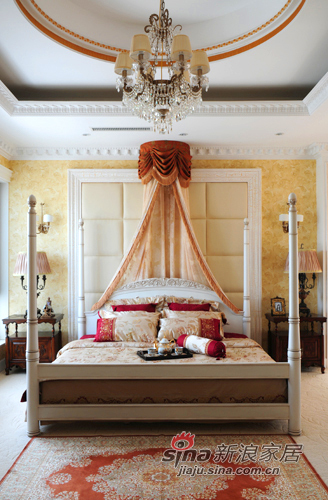 新古典 别墅 卧室图片来自用户1907664341在456平深色系古典雅致空间的分享