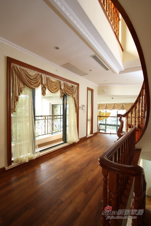 欧式 别墅 客厅图片来自用户2746889121在上海棕榈泉别墅设计69的分享