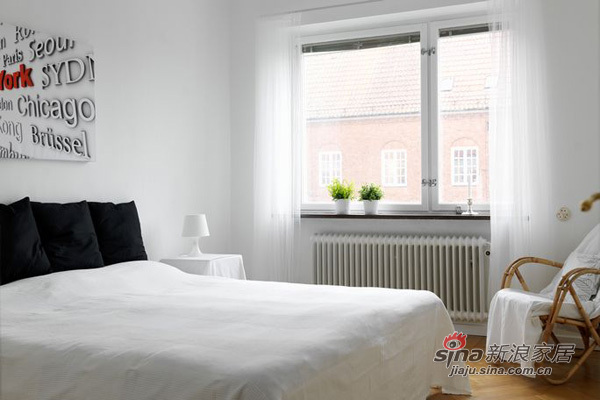 简约 公寓 卧室图片来自用户2739081033在8万96平洁白清新白领公寓78的分享