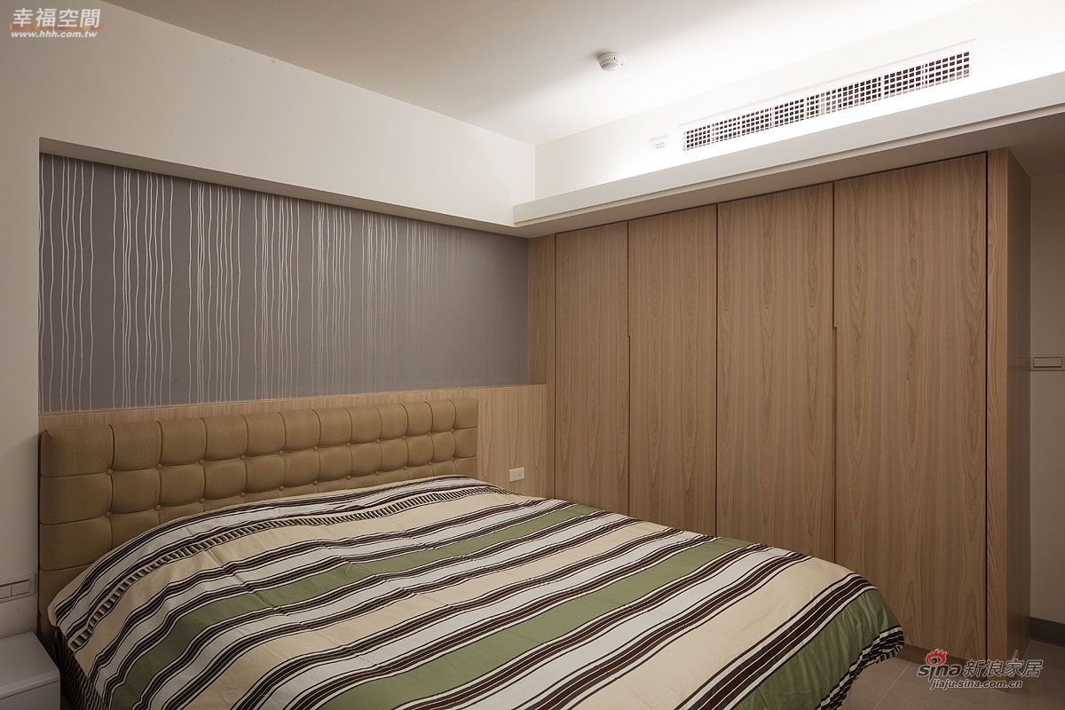 简约 公寓 卧室图片来自幸福空间在将大收纳空间藏于维多利亚风中57的分享
