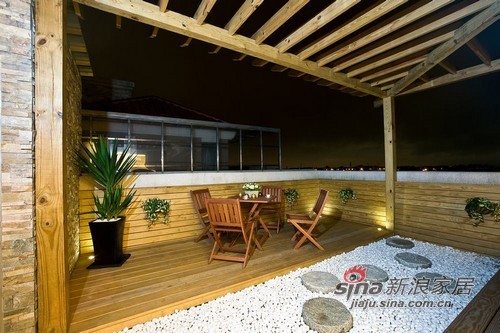 简约 别墅 阳台图片来自用户2738820801在打造奢華度假宅40的分享