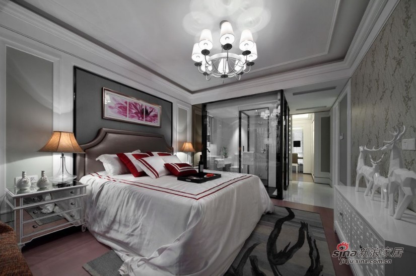 欧式 三居 卧室图片来自家装大管家在【高清】15万打造99平奢华简欧空间19的分享