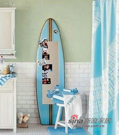 田园 三居 卧室图片来自用户2737791853在流行风格色彩 点睛蓝色装修44的分享