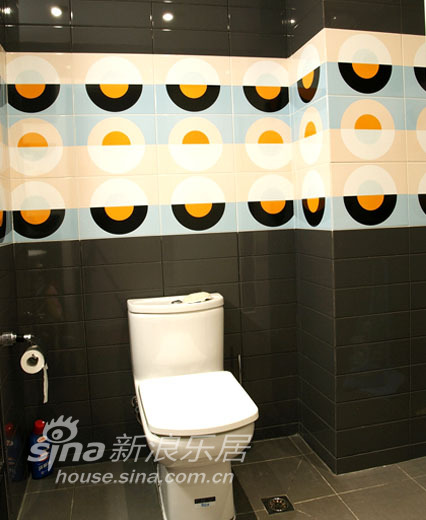 欧式 三居 卫生间图片来自用户2746869241在京贸国际公寓91的分享