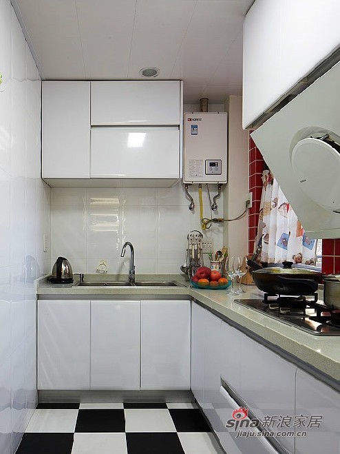 简约 二居 厨房图片来自用户2737759857在百分百满意83平米二居设计11的分享