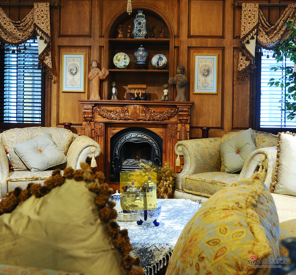 美式 别墅 客厅图片来自用户1907685403在我的专辑935593的分享