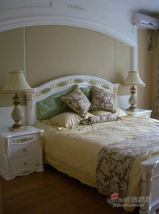 欧式 三居 卧室图片来自用户2746869241在怡海花园--16万大包180平米【简欧风格】96的分享
