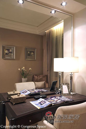 欧式 二居 书房图片来自用户2746948411在精致旅店美式居家17的分享