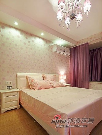 现代 二居 卧室图片来自用户2375967697在妩媚温馨 6.6万装87平紫色2居33的分享