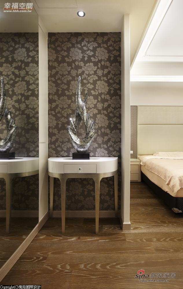 现代 三居 卧室图片来自幸福空间在【高清】彻底放松的185平理想家园62的分享