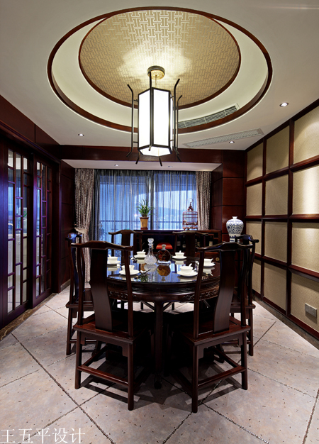 中式 跃层 餐厅图片来自用户1907659705在【多图】235平京基御景东方新中式豪宅设计51的分享