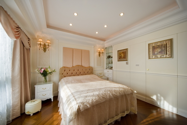 欧式 三居 卧室图片来自用户2557013183在精品装修设计200米极致的简欧案例推荐45的分享