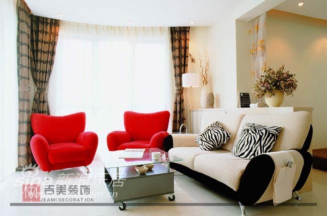 简约 三居 客厅图片来自用户2737735823在阳光名邸 现代简约50的分享