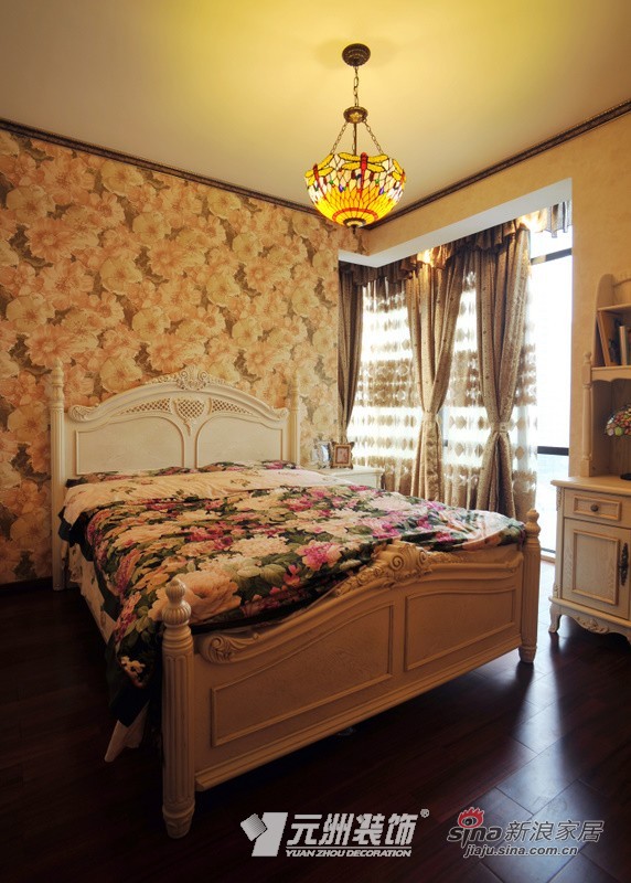 美式 三居 卧室图片来自用户1907686233在【多图】160平美式田园风格设计79的分享