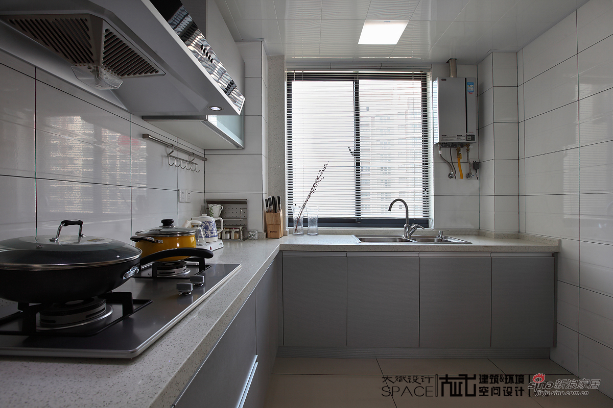 简约 三居 厨房图片来自大斌空间设计在【高清】140平钱老大的青春年华30的分享