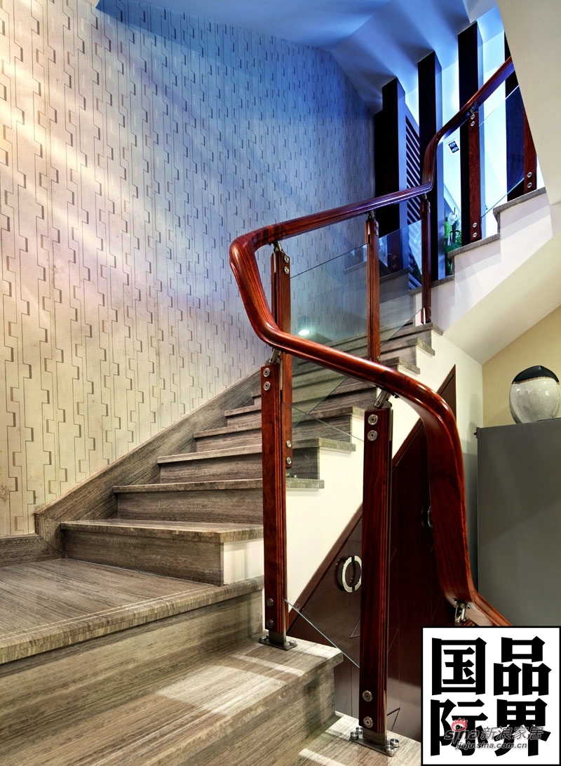 简约 别墅 楼梯图片来自用户2738820801在【多图】郑州市阳光城装修设计实景图35的分享