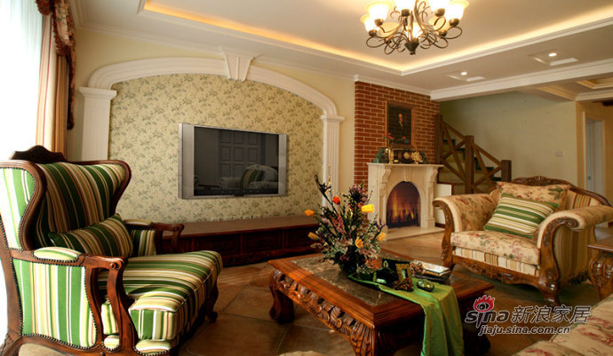 欧式 跃层 客厅图片来自用户2557013183在欧式loft奢华设计81的分享