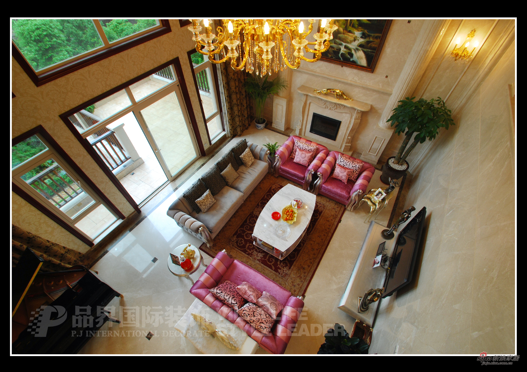 欧式 别墅 客厅图片来自用户2757317061在【高清】330平天伦庄园欧式风格96的分享