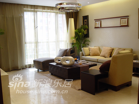 中式 三居 客厅图片来自用户2740483635在不纯粹 很时尚45的分享
