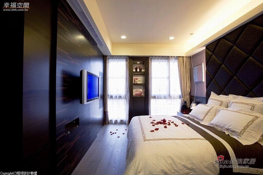 中式 跃层 卧室图片来自幸福空间在【高清】280.5平设计师粉丝的完美宅邸61的分享
