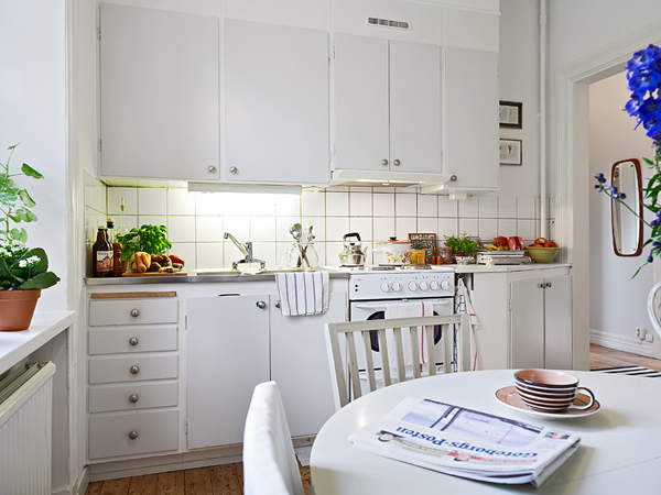 简约 一居 厨房图片来自用户2738829145在小户型58平方的白领实用公寓46的分享